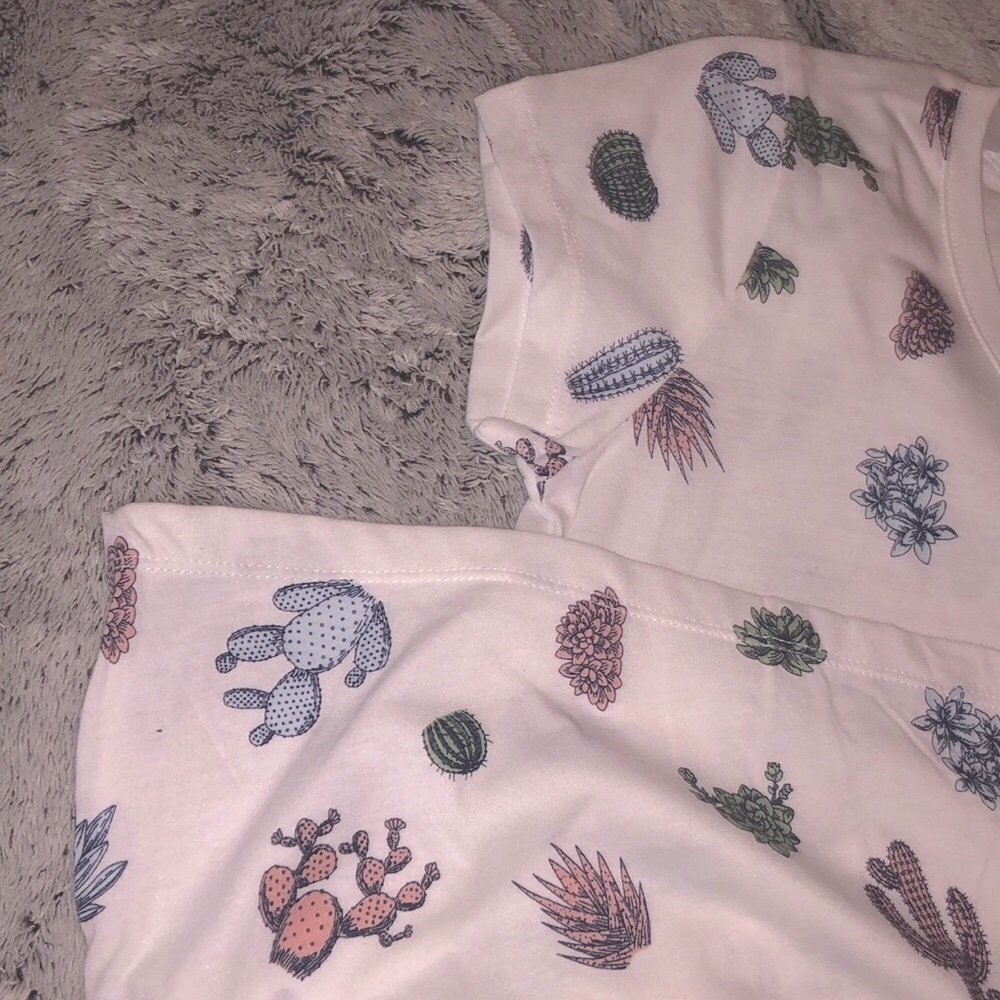 π3 for $15 Cactus comfy cute short sleeve tshirt - Picture 5 of 5